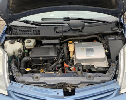 Синий Тойота Приус, объемом двигателя 1.5 л и пробегом 305 тыс. км за 8400 $, фото 35 на Automoto.ua