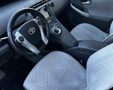 Синий Тойота Приус, объемом двигателя 1.8 л и пробегом 240 тыс. км за 9600 $, фото 9 на Automoto.ua