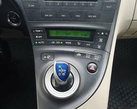 Синий Тойота Приус, объемом двигателя 1.8 л и пробегом 290 тыс. км за 12000 $, фото 11 на Automoto.ua