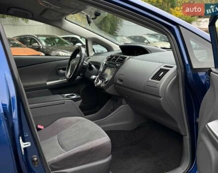 Синий Тойота Приус, объемом двигателя 1.8 л и пробегом 315 тыс. км за 10290 $, фото 39 на Automoto.ua