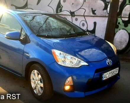 Синій Тойота Пріус, об'ємом двигуна 1.5 л та пробігом 136 тис. км за 9500 $, фото 1 на Automoto.ua