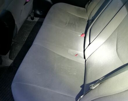 Синий Тойота Приус, объемом двигателя 1.8 л и пробегом 337 тыс. км за 11200 $, фото 4 на Automoto.ua