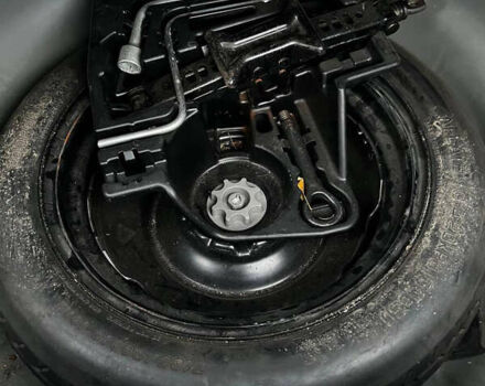 Синій Тойота Пріус, об'ємом двигуна 1.8 л та пробігом 125 тис. км за 13000 $, фото 29 на Automoto.ua