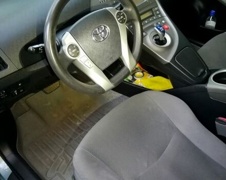 Синий Тойота Приус, объемом двигателя 1.8 л и пробегом 337 тыс. км за 11200 $, фото 2 на Automoto.ua