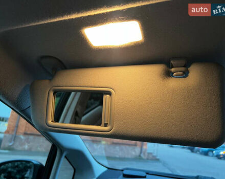 Синій Тойота Пріус, об'ємом двигуна 1.8 л та пробігом 125 тис. км за 13000 $, фото 31 на Automoto.ua