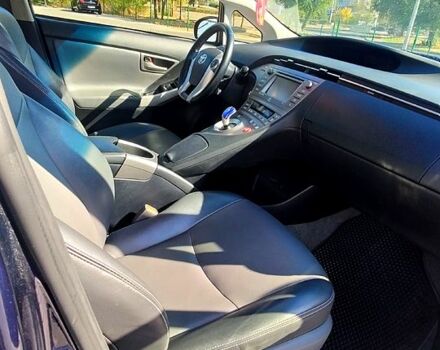 Тойота Приус 2014 в Одессе на Automoto.ua Синий Тойота Приус, объемом двигателя 1.8 л и пробегом 262 тыс. км за 11700 $, фото 10 на Automoto.ua