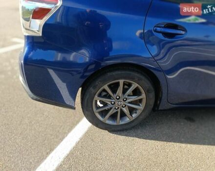 Синий Тойота Приус, объемом двигателя 1.8 л и пробегом 168 тыс. км за 18000 $, фото 3 на Automoto.ua