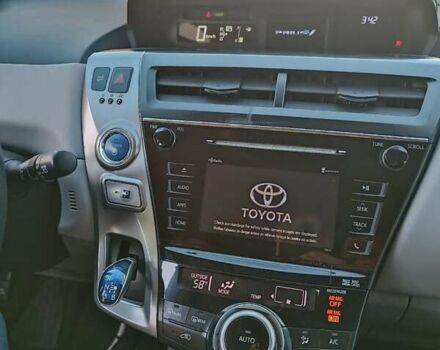 Синий Тойота Приус, объемом двигателя 1.8 л и пробегом 168 тыс. км за 18000 $, фото 9 на Automoto.ua