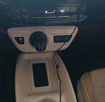 Синий Тойота Приус, объемом двигателя 1.8 л и пробегом 124 тыс. км за 16900 $, фото 15 на Automoto.ua