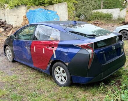 Синий Тойота Приус, объемом двигателя 1.8 л и пробегом 341 тыс. км за 10999 $, фото 3 на Automoto.ua