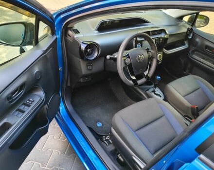 Синий Тойота Приус, объемом двигателя 1.5 л и пробегом 70 тыс. км за 11900 $, фото 7 на Automoto.ua