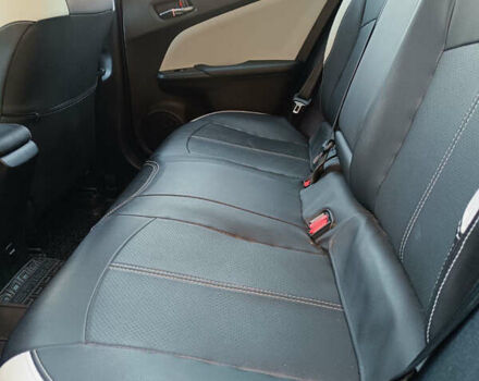 Синий Тойота Приус, объемом двигателя 1.8 л и пробегом 102 тыс. км за 16499 $, фото 9 на Automoto.ua