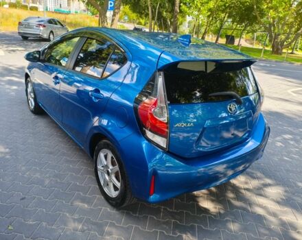 Синий Тойота Приус, объемом двигателя 1.5 л и пробегом 70 тыс. км за 11900 $, фото 4 на Automoto.ua