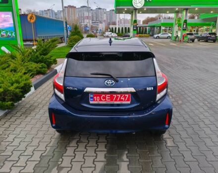 Синий Тойота Приус, объемом двигателя 1.5 л и пробегом 77 тыс. км за 12500 $, фото 3 на Automoto.ua