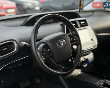 Синий Тойота Приус, объемом двигателя 1.8 л и пробегом 53 тыс. км за 18300 $, фото 34 на Automoto.ua