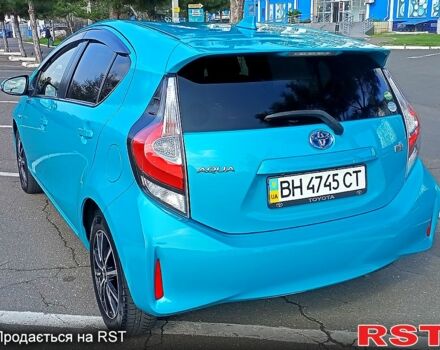Синій Тойота Пріус, об'ємом двигуна 15 л та пробігом 60 тис. км за 13700 $, фото 5 на Automoto.ua
