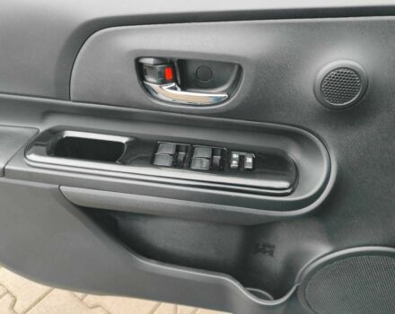 Синий Тойота Приус, объемом двигателя 1.5 л и пробегом 53 тыс. км за 13800 $, фото 14 на Automoto.ua