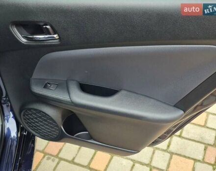 Синій Тойота Пріус, об'ємом двигуна 1.8 л та пробігом 6 тис. км за 19999 $, фото 55 на Automoto.ua