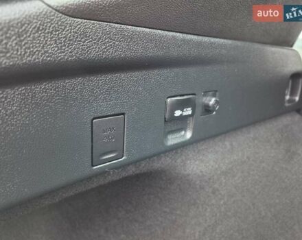 Синій Тойота Пріус, об'ємом двигуна 1.8 л та пробігом 6 тис. км за 19999 $, фото 65 на Automoto.ua