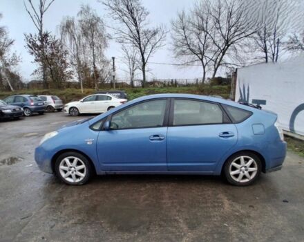 Синий Тойота Приус, объемом двигателя 0 л и пробегом 220 тыс. км за 3919 $, фото 2 на Automoto.ua