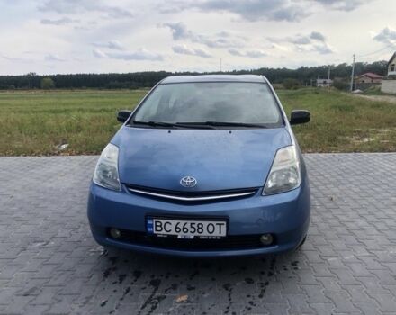 Синий Тойота Приус, объемом двигателя 1.5 л и пробегом 330 тыс. км за 5999 $, фото 1 на Automoto.ua