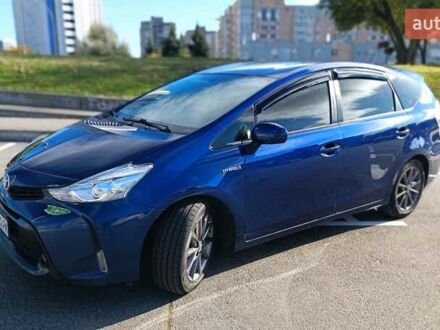 Тойота Приус 2015 в Киеве на Automoto.ua Синий Тойота Приус, объемом двигателя 1.8 л и пробегом 168 тыс. км за 18000 $, фото 1 на Automoto.ua