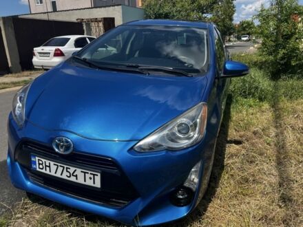 Синий Тойота Приус, объемом двигателя 1.5 л и пробегом 90 тыс. км за 12700 $, фото 1 на Automoto.ua