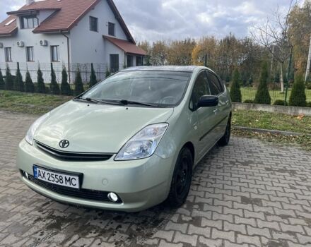 Зелений Тойота Пріус, об'ємом двигуна 1.5 л та пробігом 315 тис. км за 7200 $, фото 1 на Automoto.ua