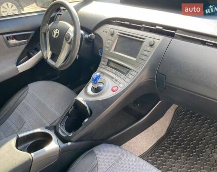 Зеленый Тойота Приус, объемом двигателя 1.8 л и пробегом 300 тыс. км за 10000 $, фото 6 на Automoto.ua