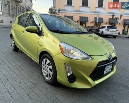 Зеленый Тойота Приус, объемом двигателя 1.5 л и пробегом 135 тыс. км за 12500 $, фото 2 на Automoto.ua