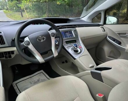 Тойота Приус 2014 в Одессе на Automoto.ua Зеленый Тойота Приус, объемом двигателя 1.8 л и пробегом 81 тыс. км за 12100 $, фото 6 на Automoto.ua