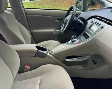 Тойота Приус 2014 в Одессе на Automoto.ua Зеленый Тойота Приус, объемом двигателя 1.8 л и пробегом 81 тыс. км за 12100 $, фото 10 на Automoto.ua