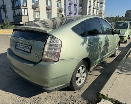 Зеленый Тойота Приус, объемом двигателя 1.5 л и пробегом 300 тыс. км за 3700 $, фото 4 на Automoto.ua