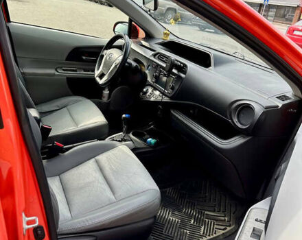 Оранжевый Тойота Приус, объемом двигателя 1.5 л и пробегом 260 тыс. км за 8000 $, фото 8 на Automoto.ua