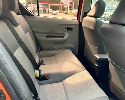 Оранжевый Тойота Приус, объемом двигателя 1.5 л и пробегом 280 тыс. км за 7500 $, фото 5 на Automoto.ua