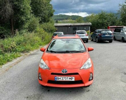 Оранжевый Тойота Приус, объемом двигателя 1.5 л и пробегом 280 тыс. км за 7500 $, фото 2 на Automoto.ua