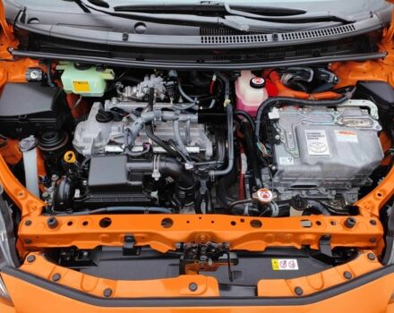 Оранжевый Тойота Приус, объемом двигателя 1.5 л и пробегом 97 тыс. км за 13400 $, фото 19 на Automoto.ua