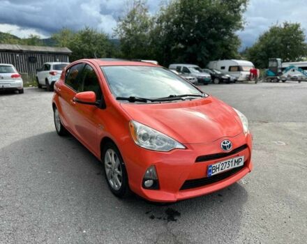 Оранжевый Тойота Приус, объемом двигателя 1.5 л и пробегом 280 тыс. км за 7500 $, фото 1 на Automoto.ua