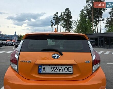 Оранжевый Тойота Приус, объемом двигателя 1.5 л и пробегом 60 тыс. км за 12000 $, фото 1 на Automoto.ua