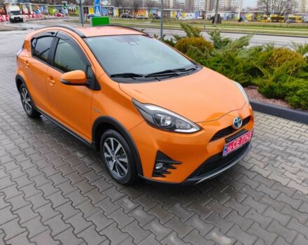 Помаранчевий Тойота Пріус, об'ємом двигуна 1.5 л та пробігом 97 тис. км за 13400 $, фото 1 на Automoto.ua