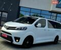 Білий Тойота Proace Verso, об'ємом двигуна 2 л та пробігом 143 тис. км за 29950 $, фото 1 на Automoto.ua