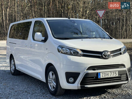 Тойота Proace Verso 2017 в Радивилове на Automoto.ua Белый Тойота Proace Verso, объемом двигателя 1.56 л и пробегом 216 тыс. км за 18300 $, фото 1 на Automoto.ua