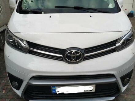 Тойота Proace Verso 2019 в Заставной на Automoto.ua Белый Тойота Proace Verso, объемом двигателя 2 л и пробегом 148 тыс. км за 24100 $, фото 1 на Automoto.ua