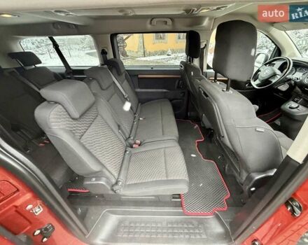 Красный Тойота Proace Verso, объемом двигателя 2 л и пробегом 77 тыс. км за 35800 $, фото 11 на Automoto.ua