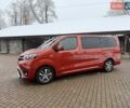 Красный Тойота Proace Verso, объемом двигателя 2 л и пробегом 77 тыс. км за 35800 $, фото 2 на Automoto.ua