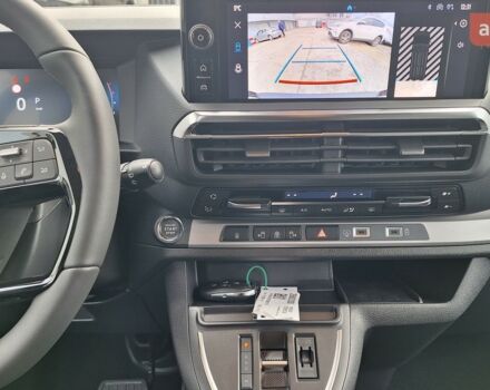 Тойота Proace Verso, объемом двигателя 2 л и пробегом 0 тыс. км за 58272 $, фото 13 на Automoto.ua