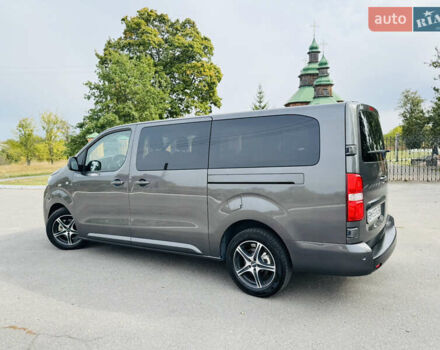 Серый Тойота Proace Verso, объемом двигателя 2 л и пробегом 47 тыс. км за 39500 $, фото 5 на Automoto.ua