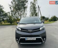 Серый Тойота Proace Verso, объемом двигателя 2 л и пробегом 47 тыс. км за 39500 $, фото 3 на Automoto.ua