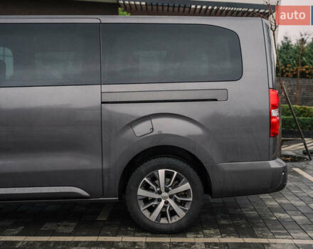 Сірий Тойота Proace Verso, об'ємом двигуна 2 л та пробігом 234 тис. км за 35000 $, фото 4 на Automoto.ua
