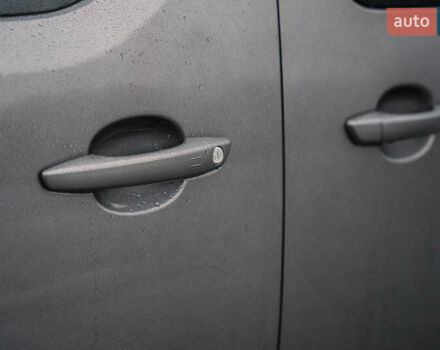 Сірий Тойота Proace Verso, об'ємом двигуна 2 л та пробігом 234 тис. км за 35000 $, фото 16 на Automoto.ua